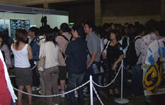 The line to get into the square enix mechandise shop >_<